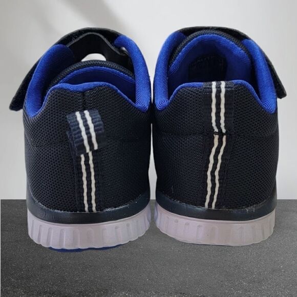New KIDS Nautica Navy Sneakers - Picture 6 of 8